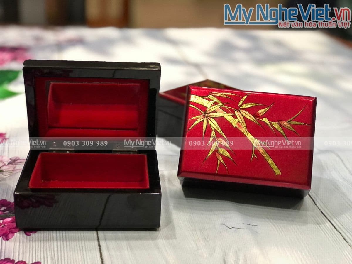 Exquisite Lacquered Jewelry Box | Velvet Bamboo Motif in Heritage Red