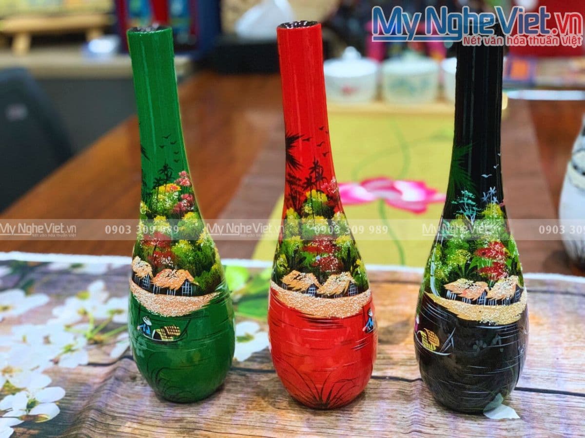 Exquisite Handcrafted Lacquer Vase | Traditional Vietnamese Countryside Scenes