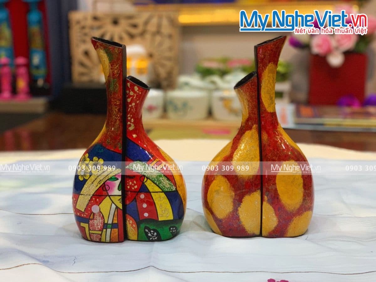 Slim Picasso-Inspired Lacquerware Vase Pair | Meticulous Handcrafted Shell Inlay