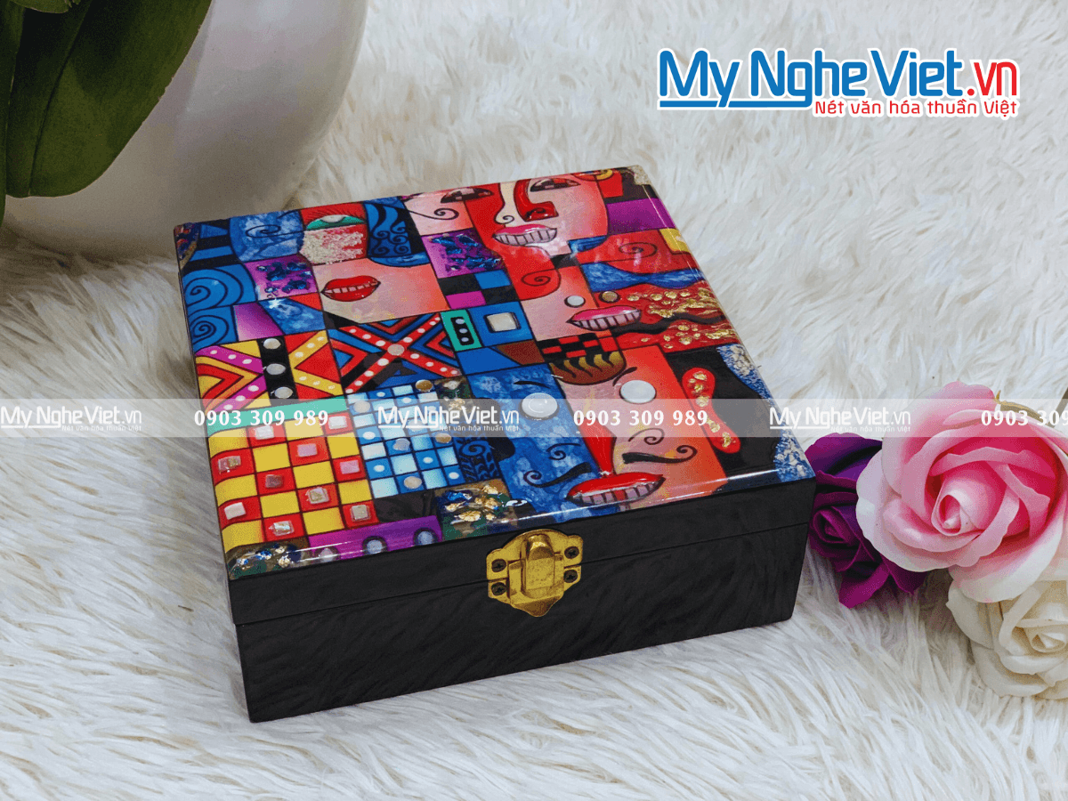 Meticulously Crafted Lacquer Jewelry Box | Timeless Vietnamese Artistry