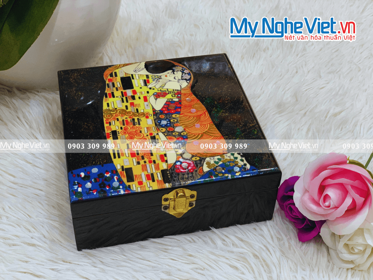Lacquered Jewelry Box | Meticulous Vietnamese Artisanal Craftsmanship