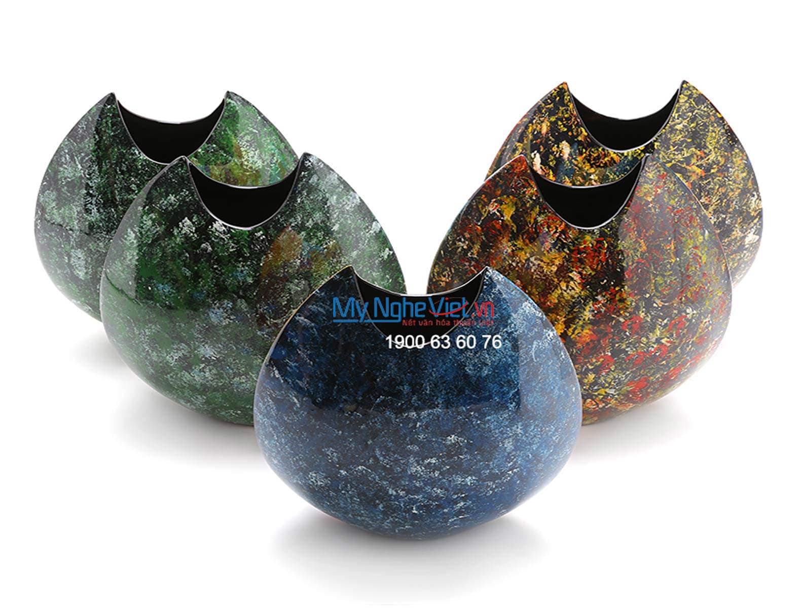 Handcrafted Lacquered Vase | Traditional Vietnamese Meticulous Artistry