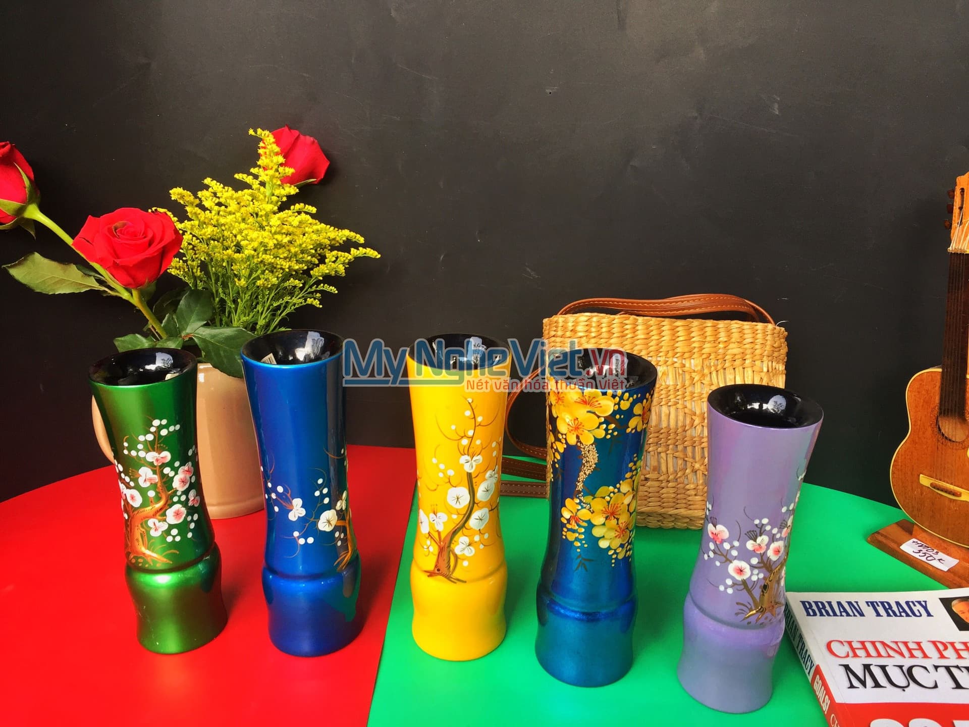 Exquisite Lacquered Floral Vase | Meticulous Handcrafted Artistry