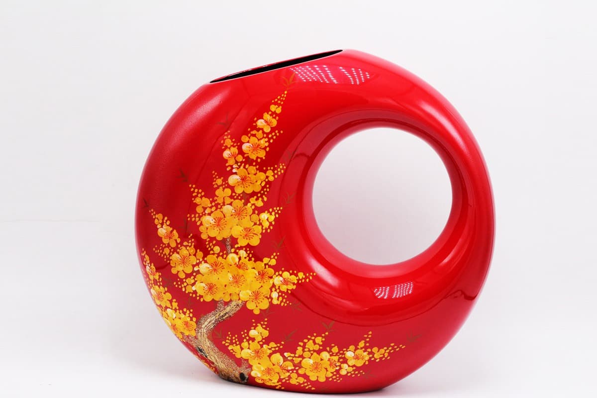 Grandeur Handcrafted Lacquer Vase | Vietnamese Heritage Artistry