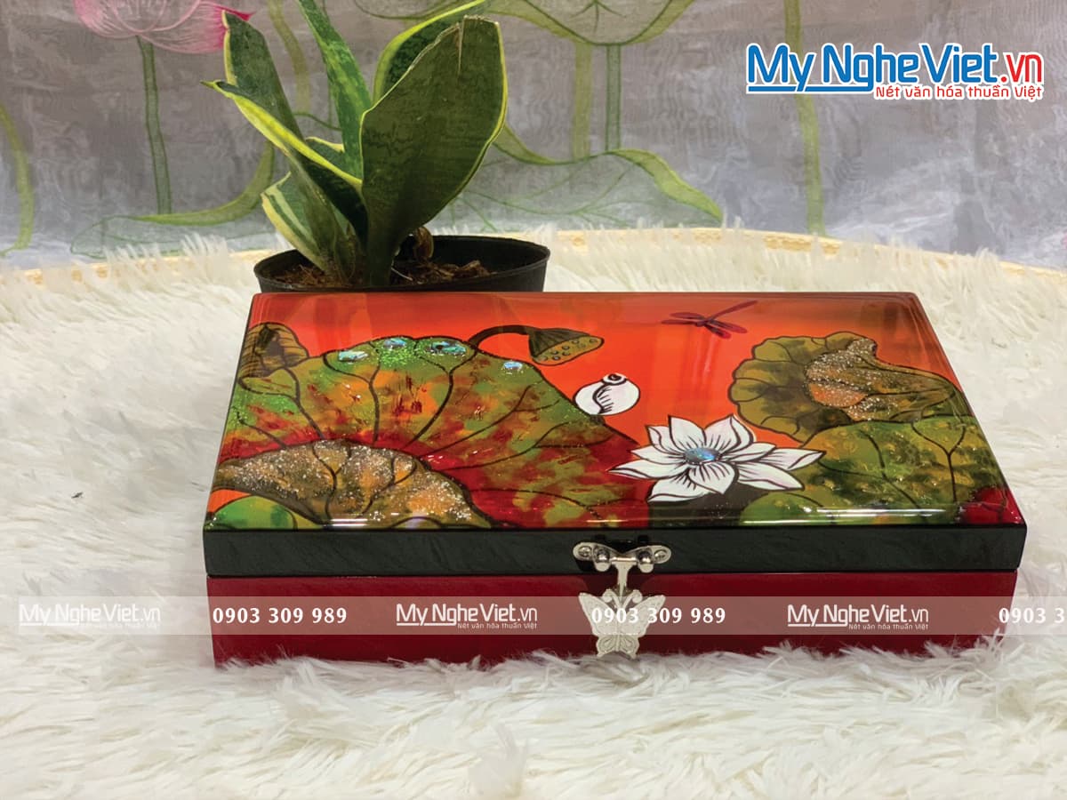 Exquisite Dragonfly & Lotus Lacquer Jewelry Box | Handcrafted Velvet Interior