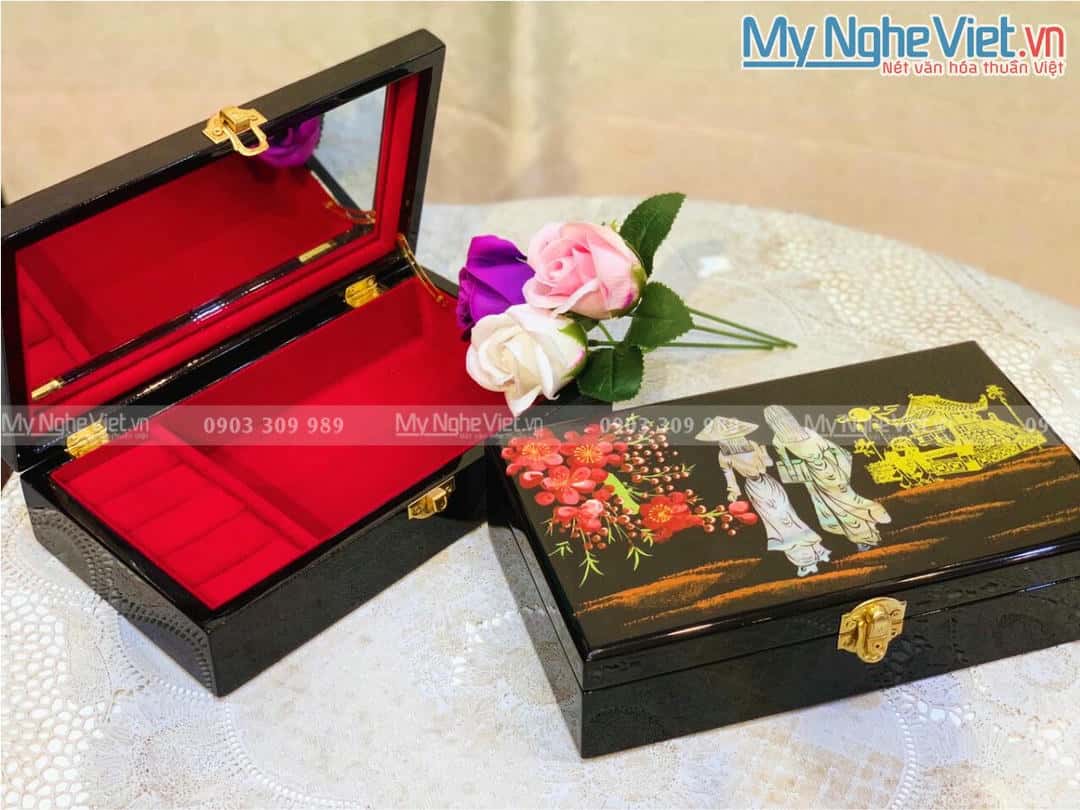 Elegant Lacquered Jewelry Box | Handcrafted Mother-of-Pearl Inlay