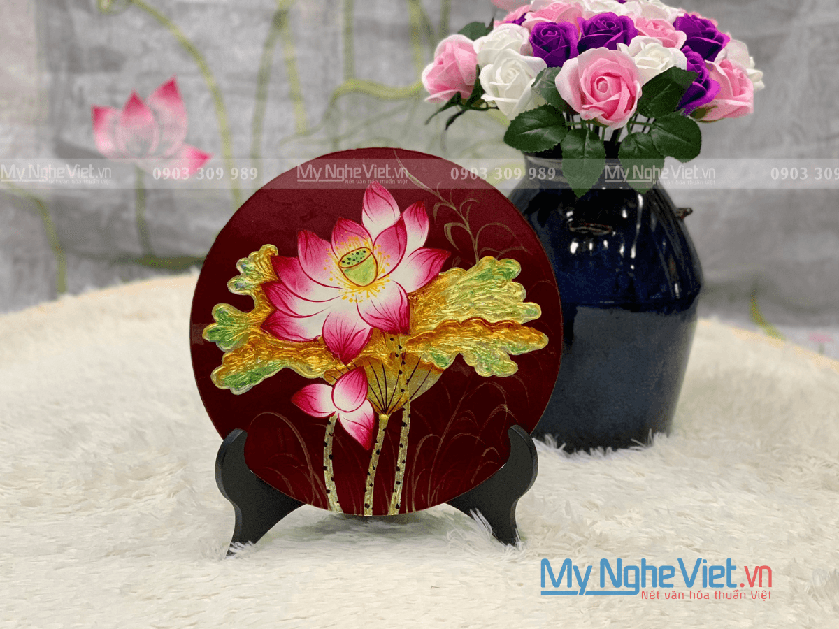 Elevated Lacquerware Lotus Relief Plate with Pedestal | Authentic Vietnamese Craftsmanship