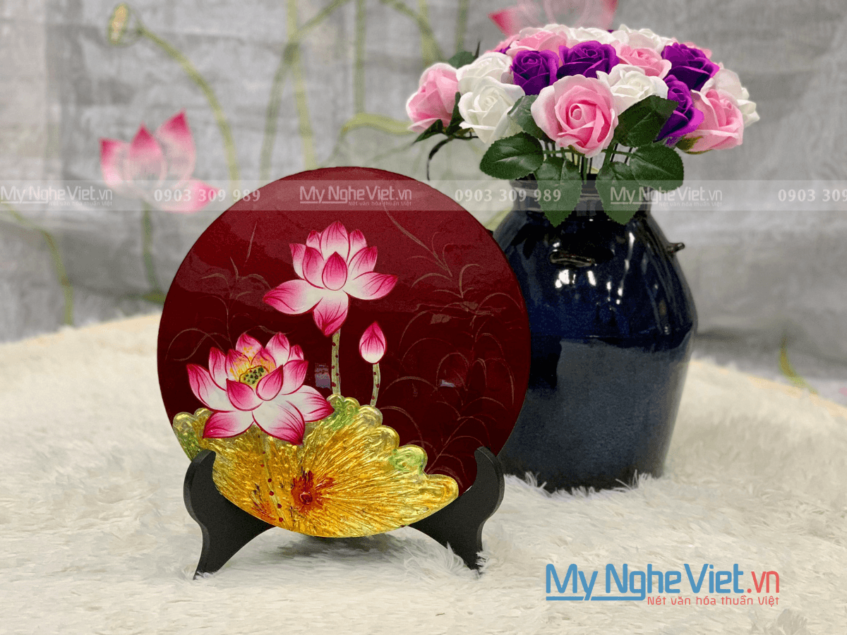 Handcrafted Lacquerware Lotus Relief Plate | Traditional Vietnamese Technique