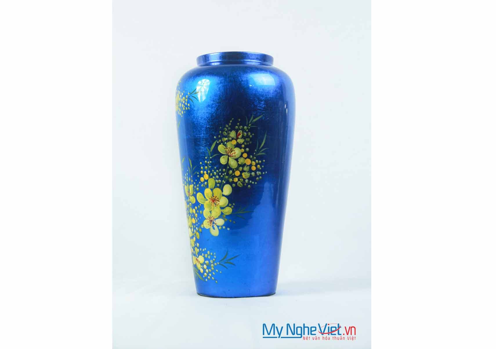 Elegant Vietnamese Lacquerware Vase | Handcrafted Heritage Artistry